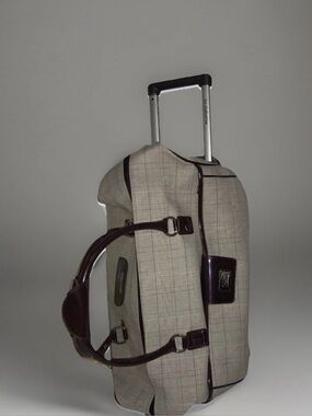 Liz Clairborne O hara series wheeled travel hand duffel luggage. Weekender. New.